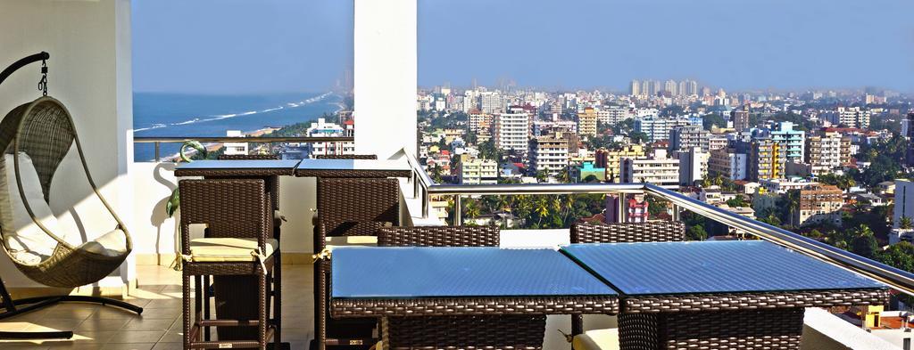 Apartamento The Penthouse Above Sea Dehiwala-Mount Lavinia Exterior foto