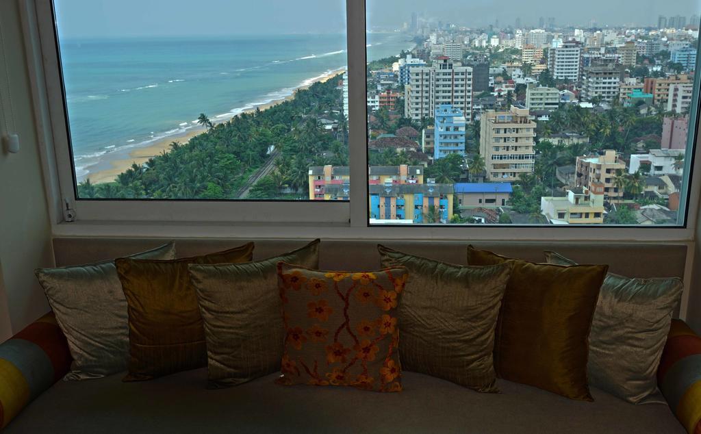 Apartamento The Penthouse Above Sea Dehiwala-Mount Lavinia Exterior foto