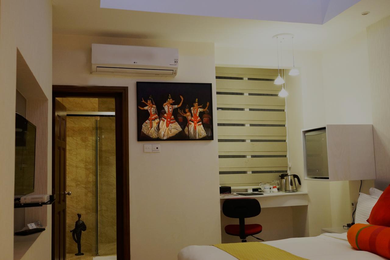 Apartamento The Penthouse Above Sea Dehiwala-Mount Lavinia Exterior foto