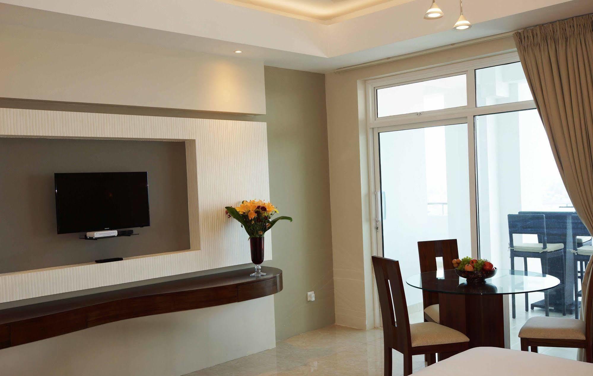 Apartamento The Penthouse Above Sea Dehiwala-Mount Lavinia Exterior foto
