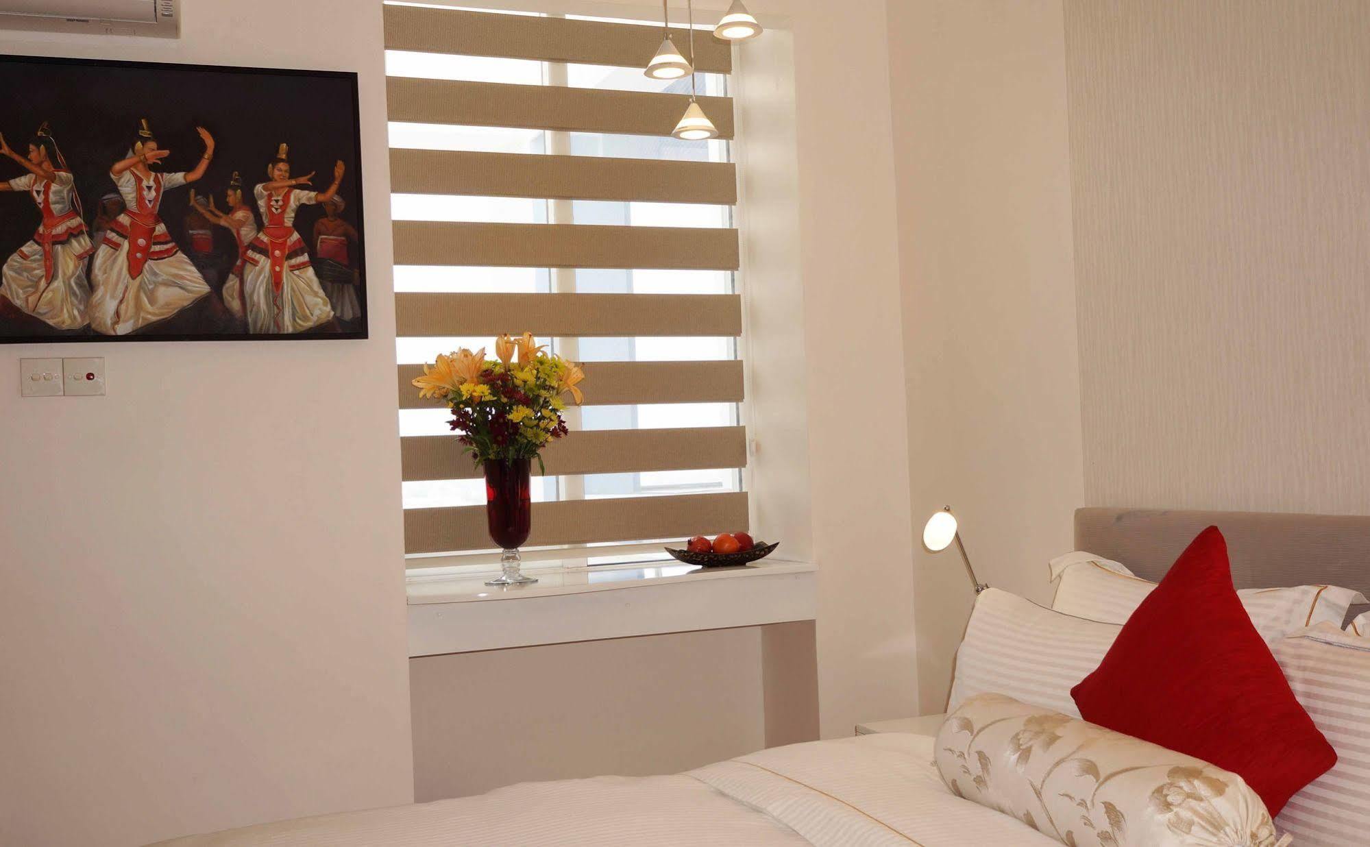 Apartamento The Penthouse Above Sea Dehiwala-Mount Lavinia Exterior foto